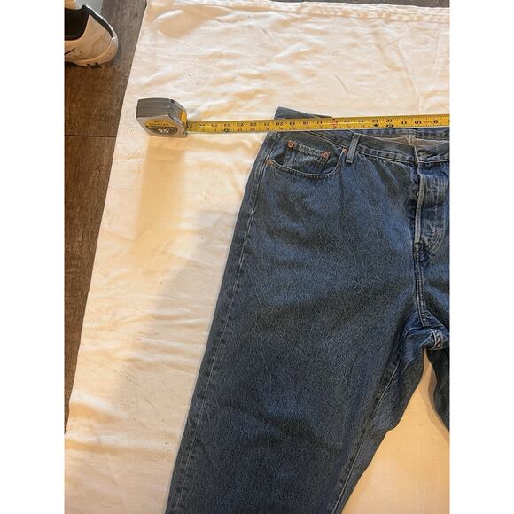 Levi's Women's Plus Size 501 High Rise Button Fly Jeans Size 20W - Picture 13 of 16